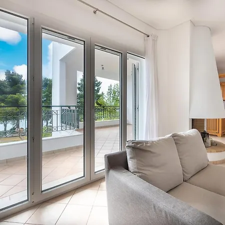 Vista Mare Blu House Ájoi Theódori